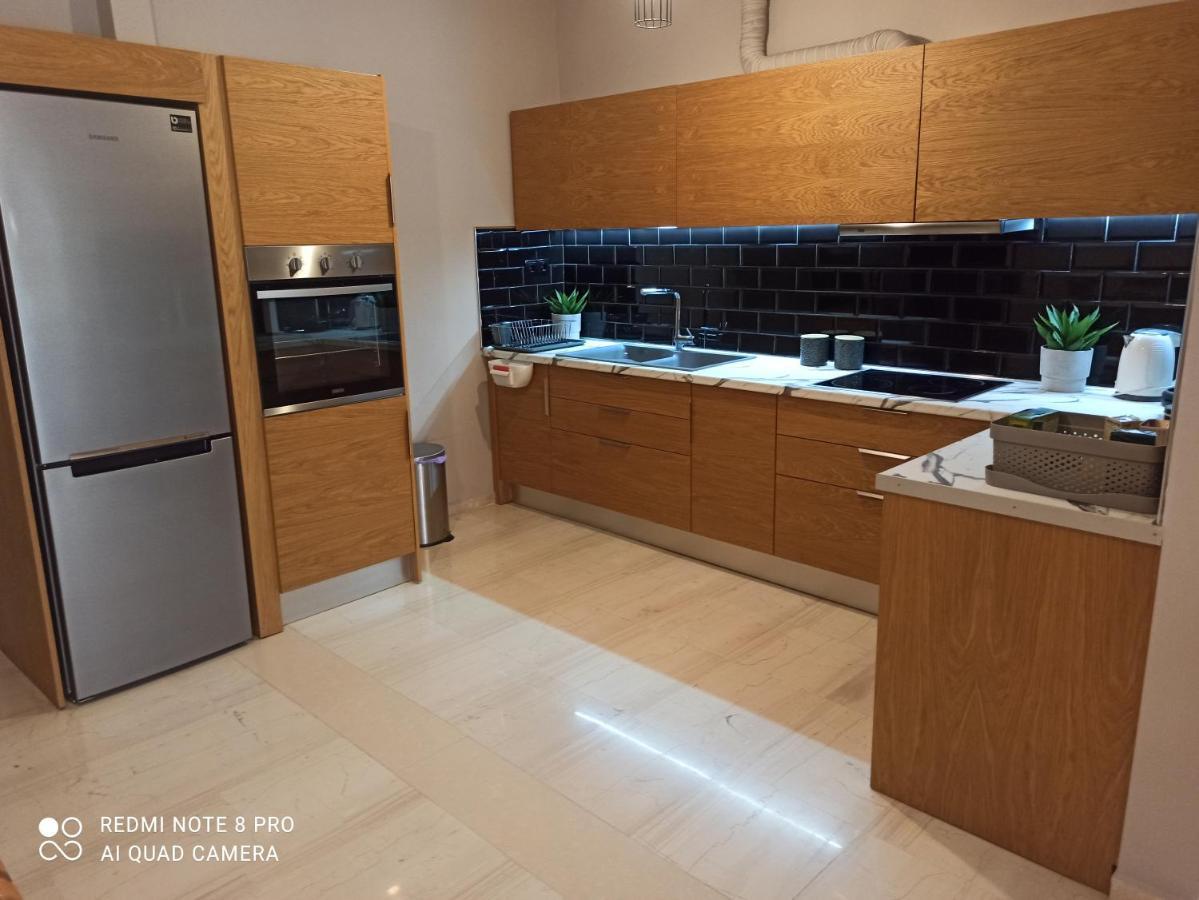 カラマタ Lavender2 Bed & Breakfast エクステリア 写真